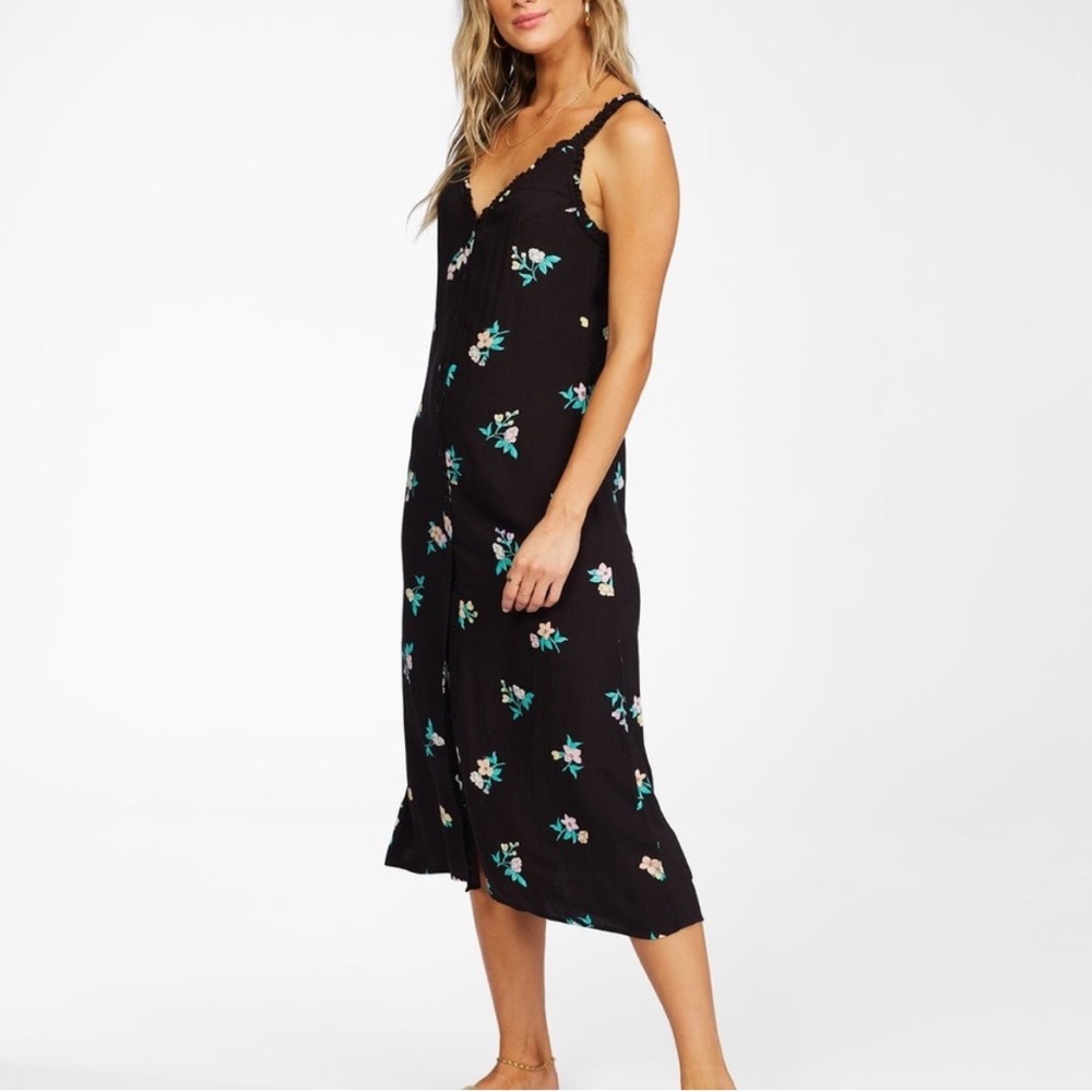 NWT Feminine Beachy Billabong Black Floral Midi Dress Size Small - Picture 2 of 5